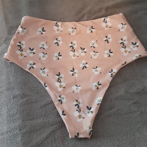 NWOT Pale Blush Pink High Waist Hi Cut Bikini Bottoms - Picture 2 of 6